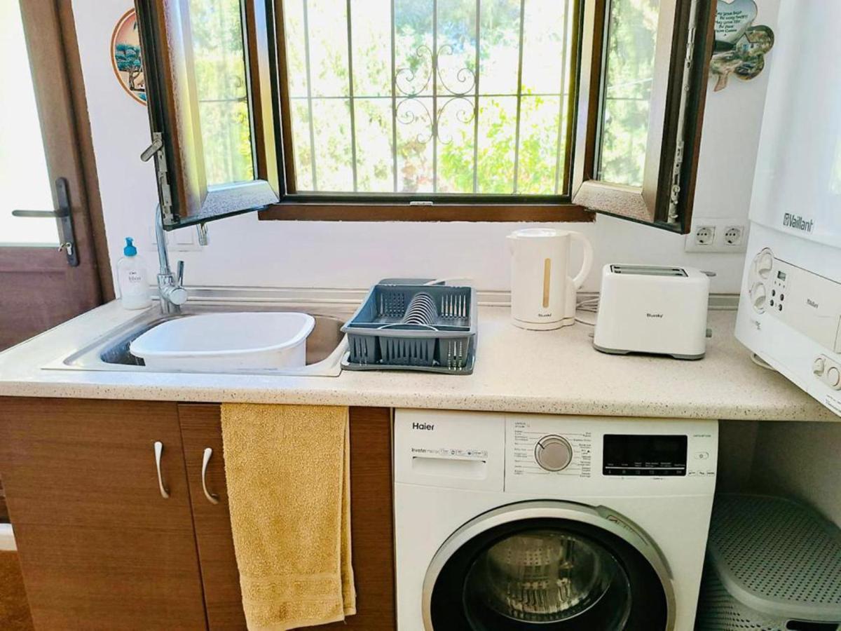 1-Bed Apartment Close To Moraira Town Centre Екстер'єр фото